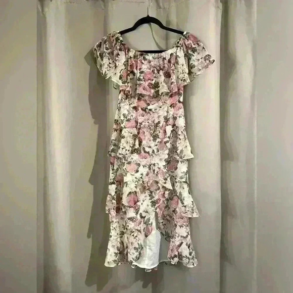 Women’s Floral WAYF Dress - Picture 1 of 6